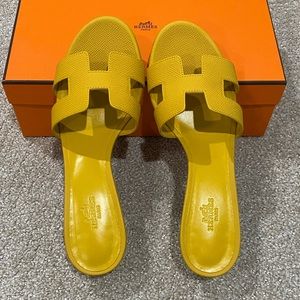 !!! SOLD!!!   Hermes Sandale Femme Oasis Veau Epsom